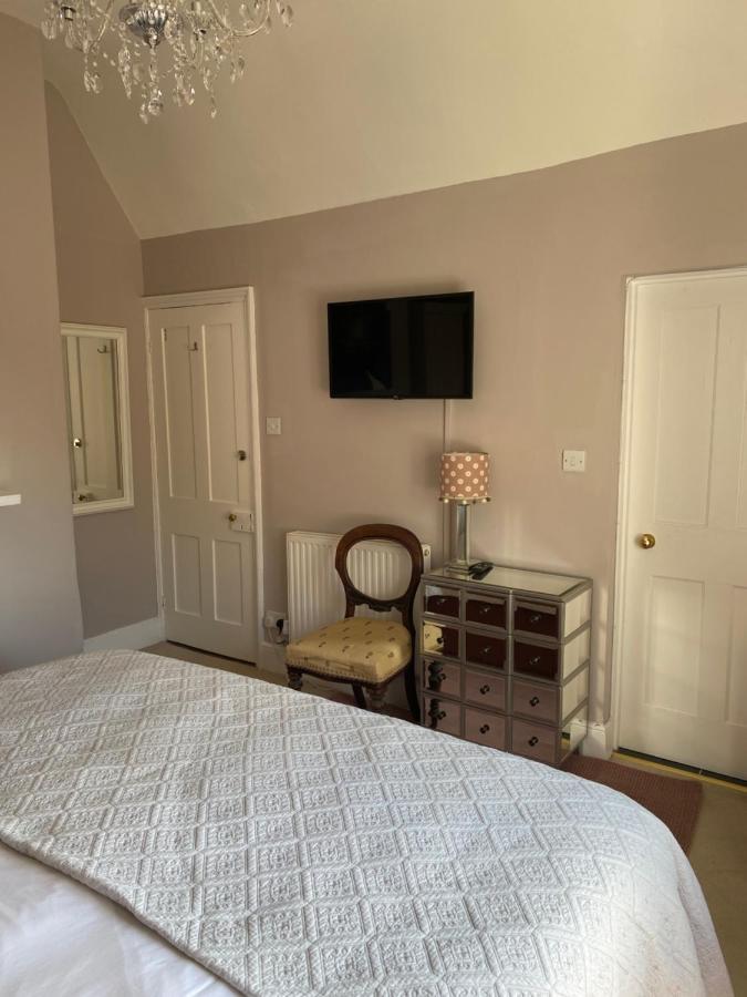 Burleigh House B And B Bed & Breakfast Tenbury Ngoại thất bức ảnh